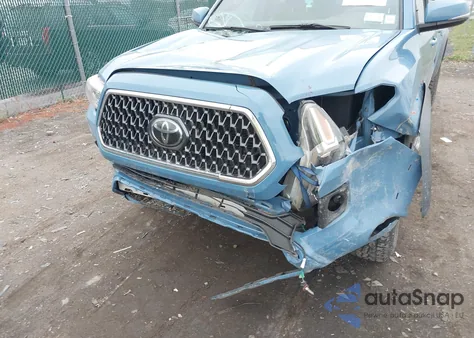 2019 Toyota Tacoma Trd Off Road z USA, uszkodzony, nr VIN 3TMCZ5AN1KM192670